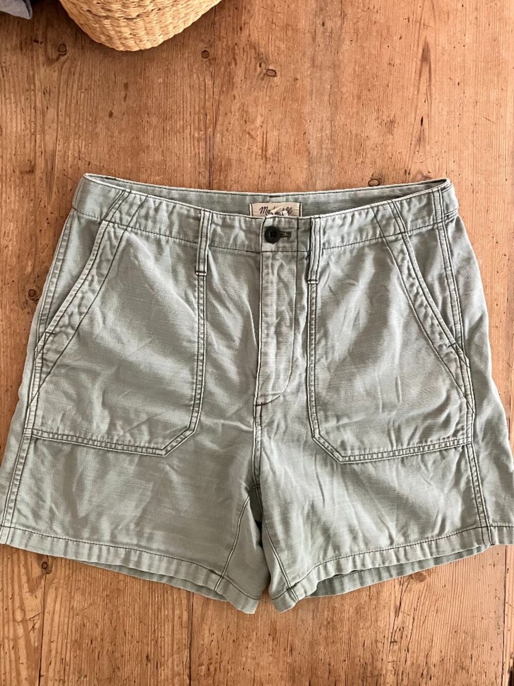 Madewell Fatigue Shorts size 28
